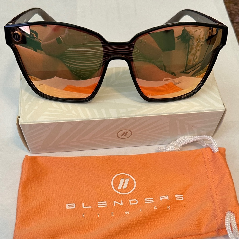 Blenders Women's Sunglasses - Black and Orange- Pretty Penny Polarized